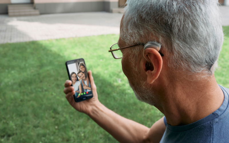 8 Tips to Help Care for Your Loved One Long Distance