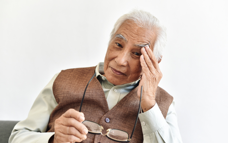 How to Help Seniors with Vision Problems